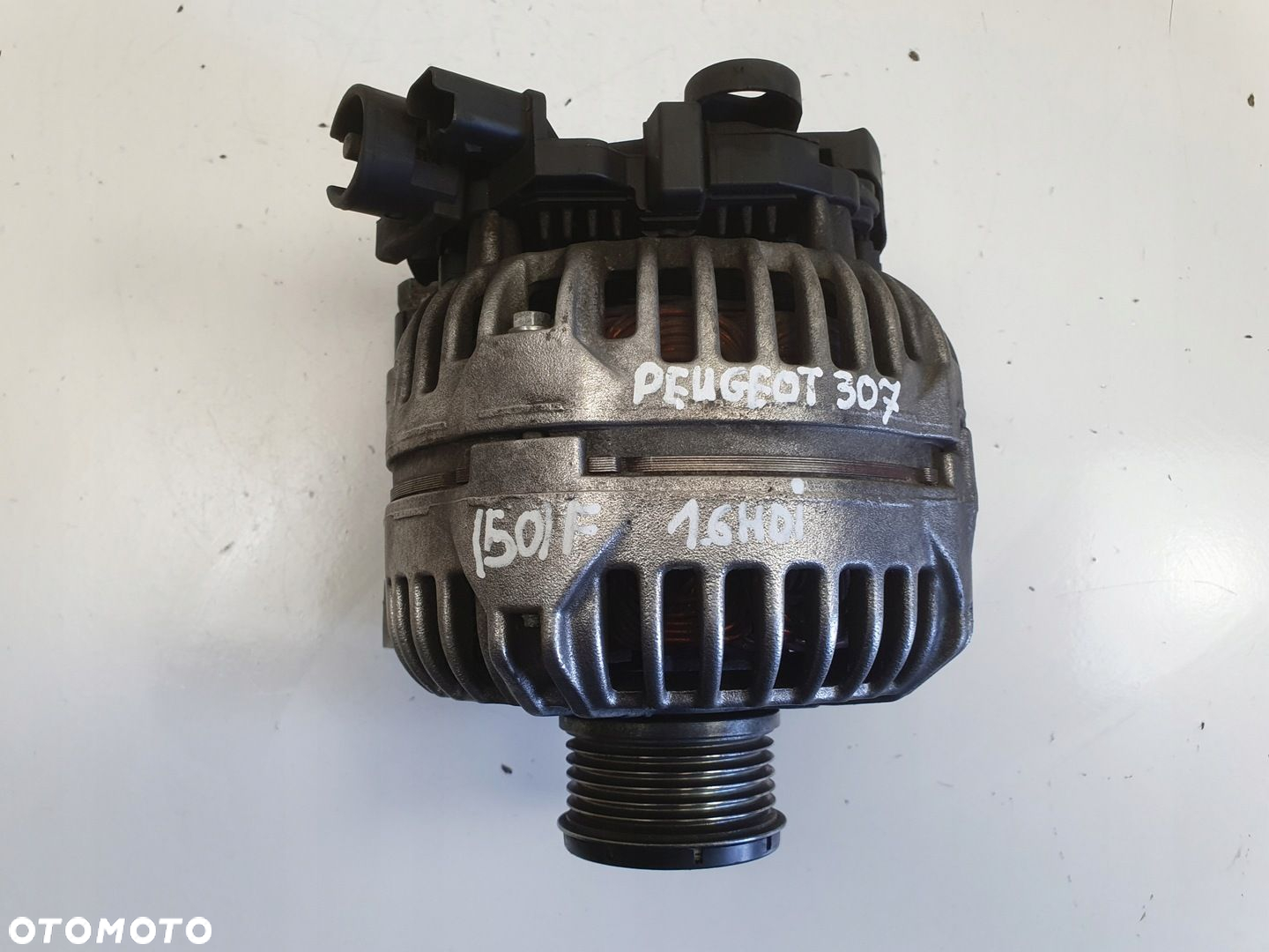 Peugeot 307 2.0 HDI ALTERNATOR bosch 9646321880 - 8