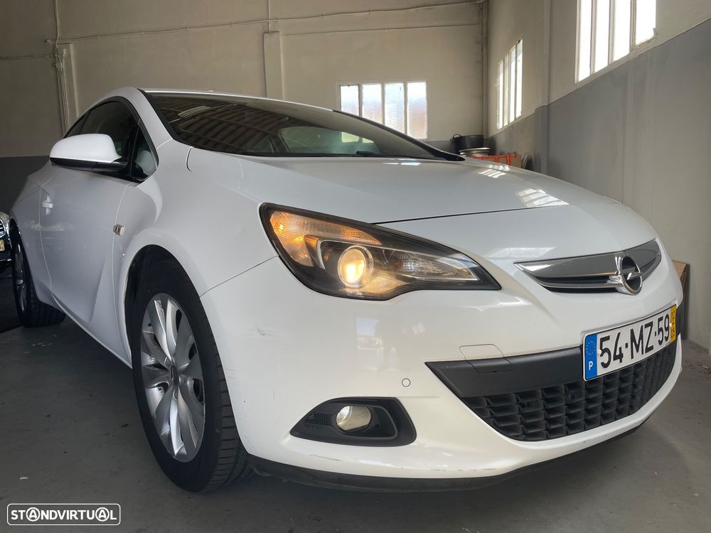 Opel Astra GTC 1.4 Turbo ecoFLEX S&S - 3