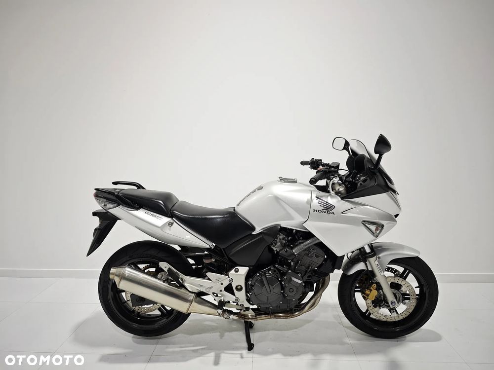 Honda CBF - 1