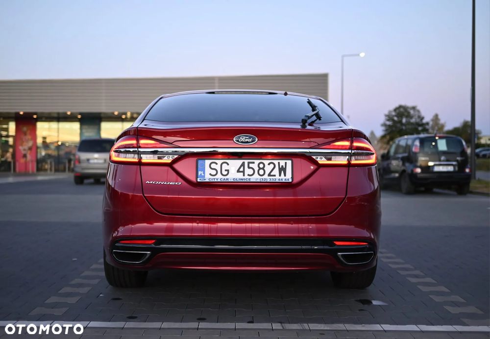 Ford Mondeo 2.0 EcoBlue Titanium - 13