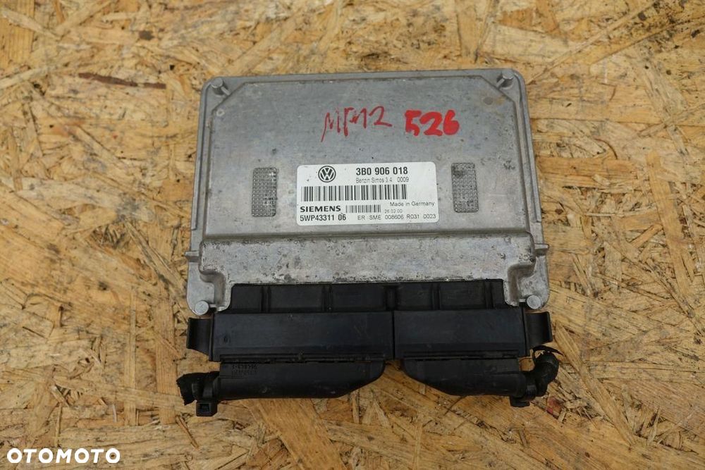 KOMPUTER STEROWNIK SILNIKA MODUŁ VW VOLKSWAGEN PASSAT B5 SIEMENS 3B0906018