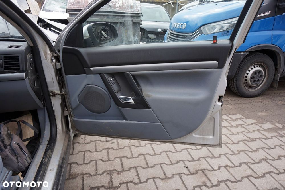 DRZWI PRZEDNIE PRAWE VECTRA C SEDAN Z157  SREBRNY OPEL 2002-2005 - 11