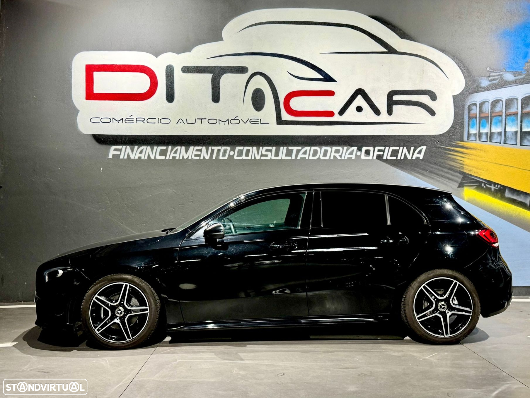 Mercedes-Benz A 180 AMG Line - 4
