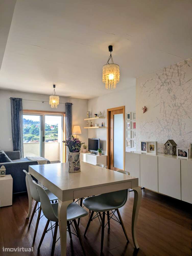Apartamento T2 - Avenida Doutor Francisco Sá Carneiro, Paredes - Grande imagem: 3/16