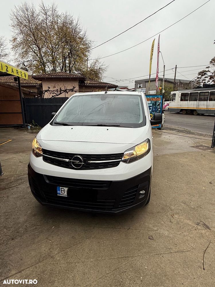 Opel Vivaro - 2