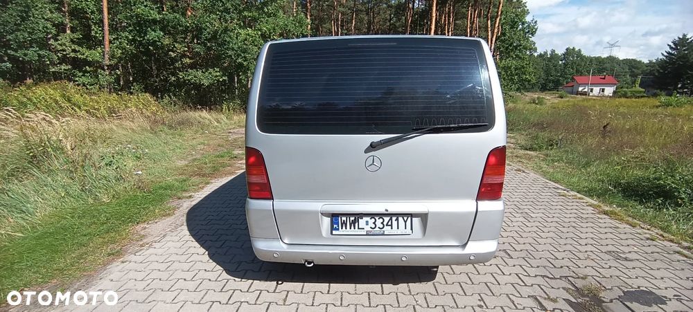 Mercedes-Benz Klasa V - 10