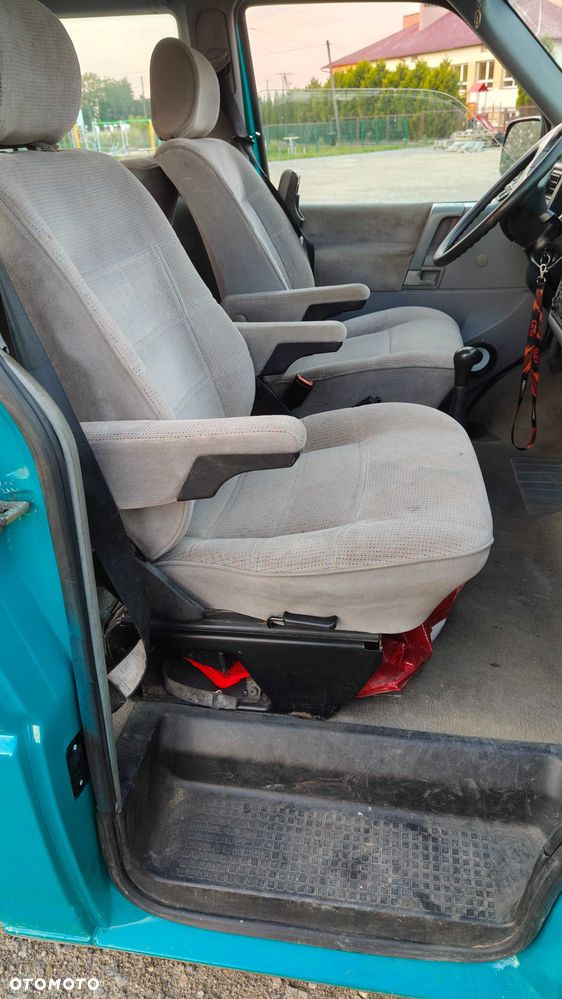Volkswagen Multivan - 6