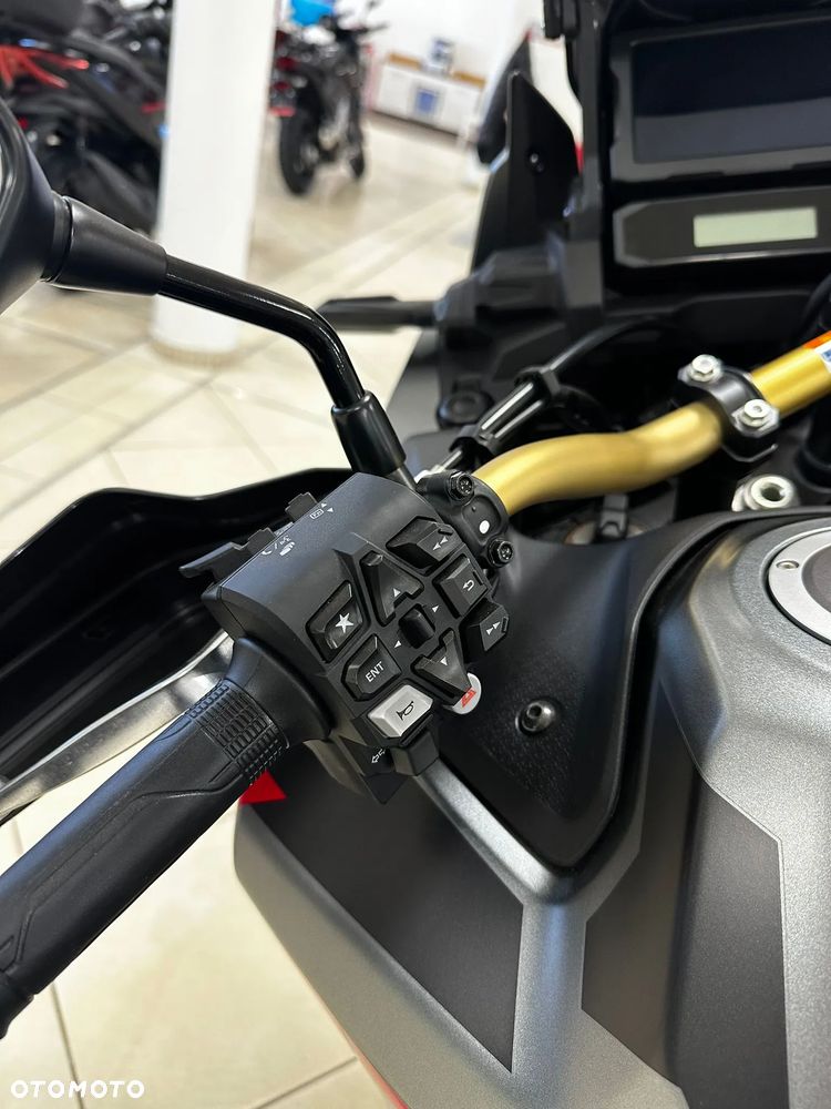 Honda CRF - 8