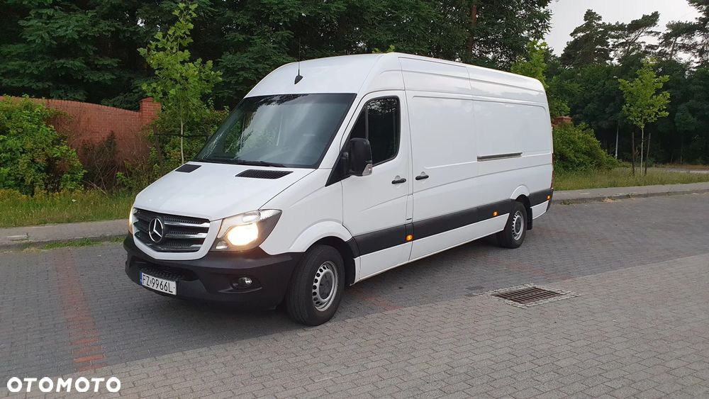 Mercedes-Benz SPRINTER - 2