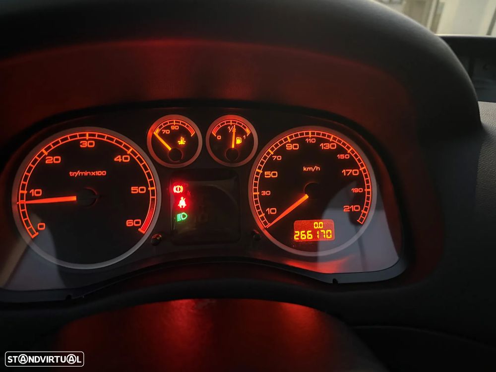 Peugeot 307 1.4 HDi Premium - 10