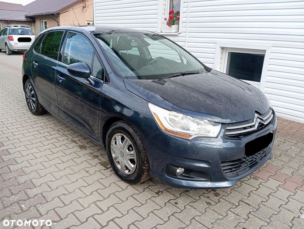 Citroen C4 2011 photo 2