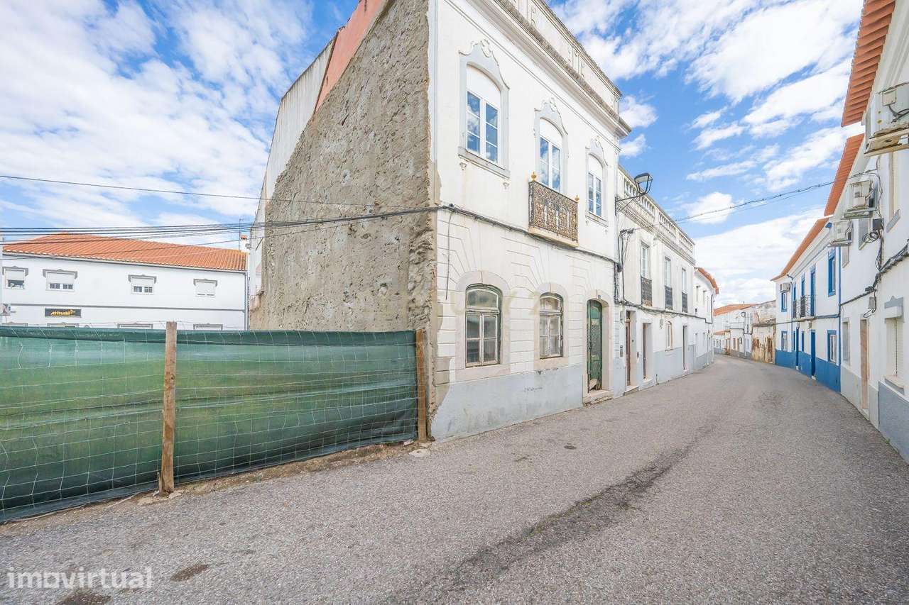 Edifício Histórico com Elevado Potencial de Investimento | Sousel – Al - Grande imagem: 2/60