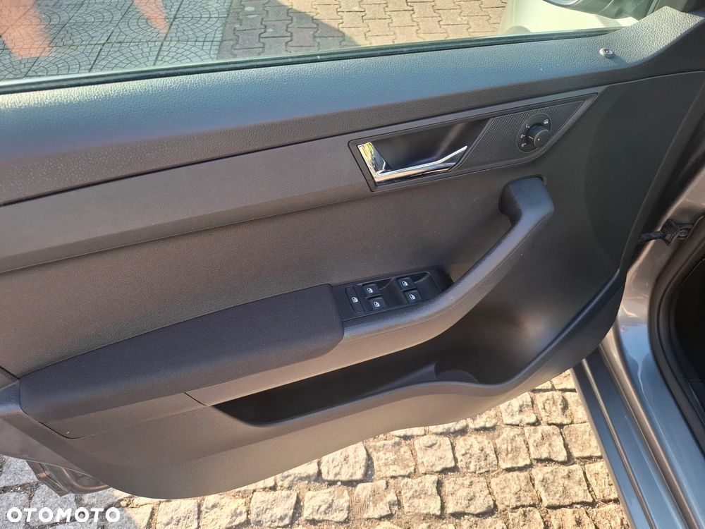 Skoda Fabia 1.0 TSI Ambition Plus - 27