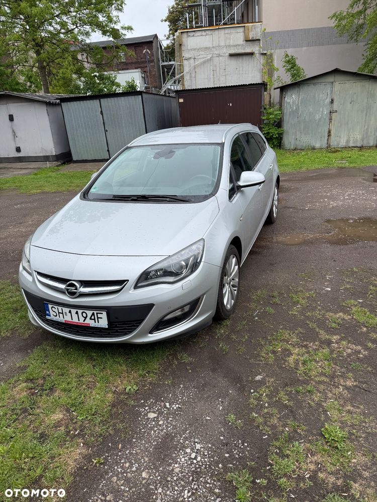 Opel Astra 1.4 Turbo Cosmo - 2