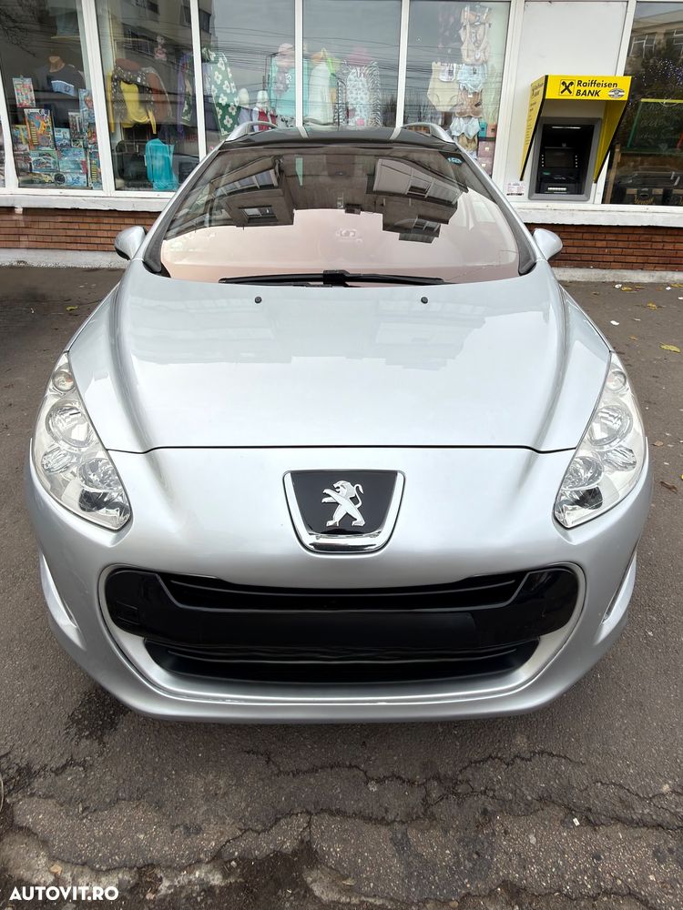Peugeot 308 - 1