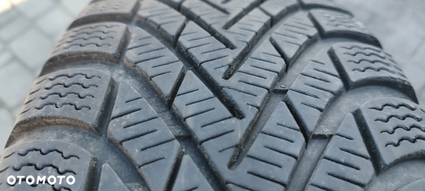 195/65/15 pirelli winter cinturato