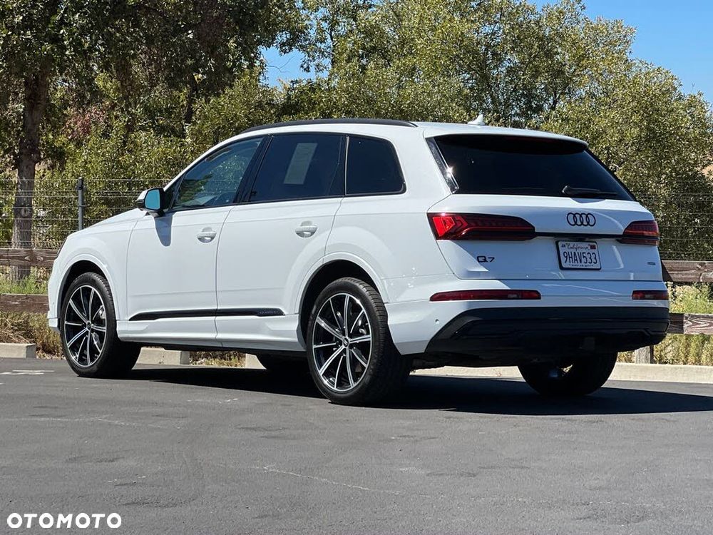 Audi Q7 - 4