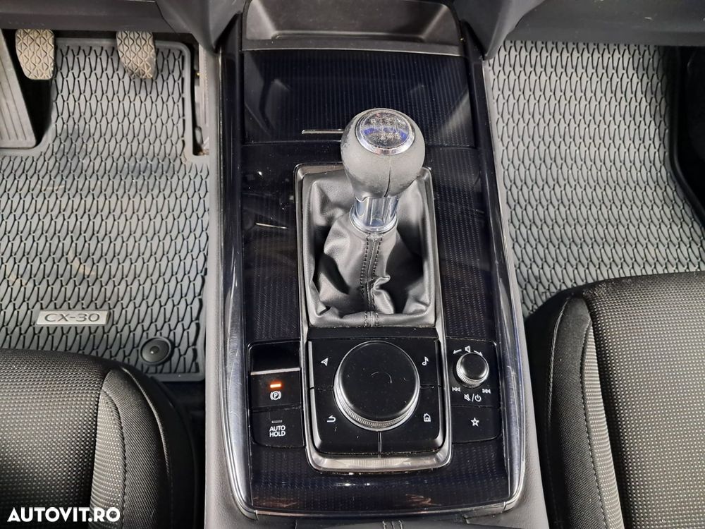 Mazda CX-30 - 13