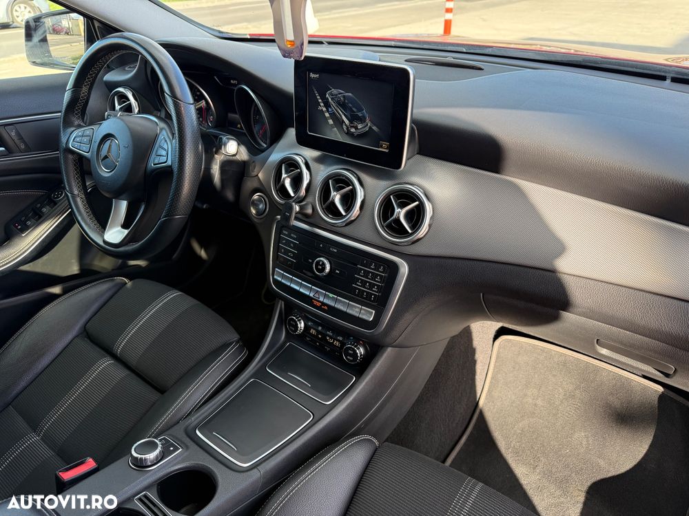 Mercedes-Benz GLA 200 d 4MATIC Aut. - 23