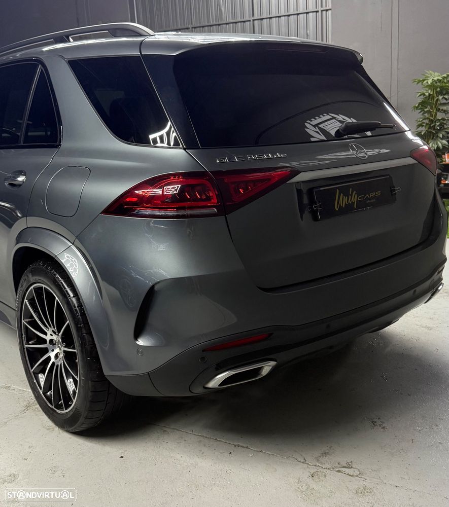 Mercedes-Benz GLE 350 de 4Matic 9G-TRONIC AMG Line - 32
