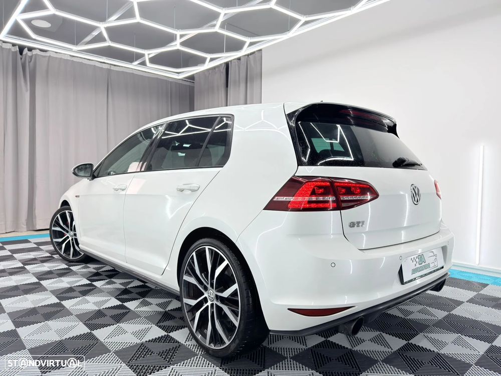 VW Golf 2.0 TSi GTi DSG - 6