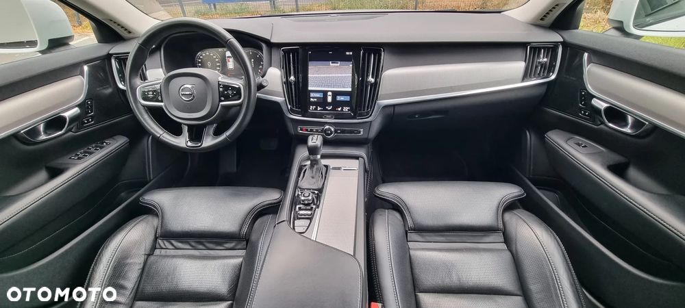 Volvo V90 Cross Country B5 D AWD Ultimate - 3