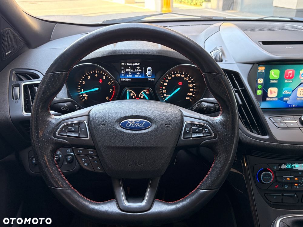Ford Kuga - 24