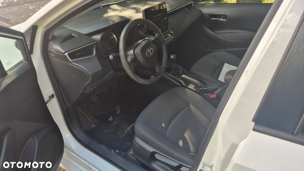 Toyota Corolla 1.6 Active - 12