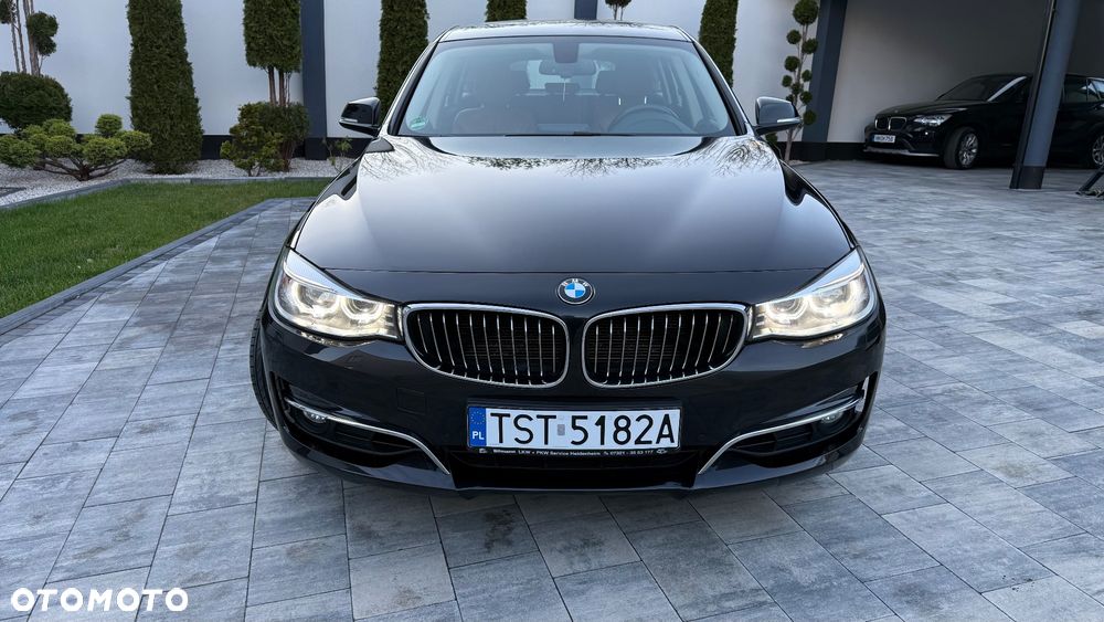 BMW Seria 3 320i Luxury Line - 10