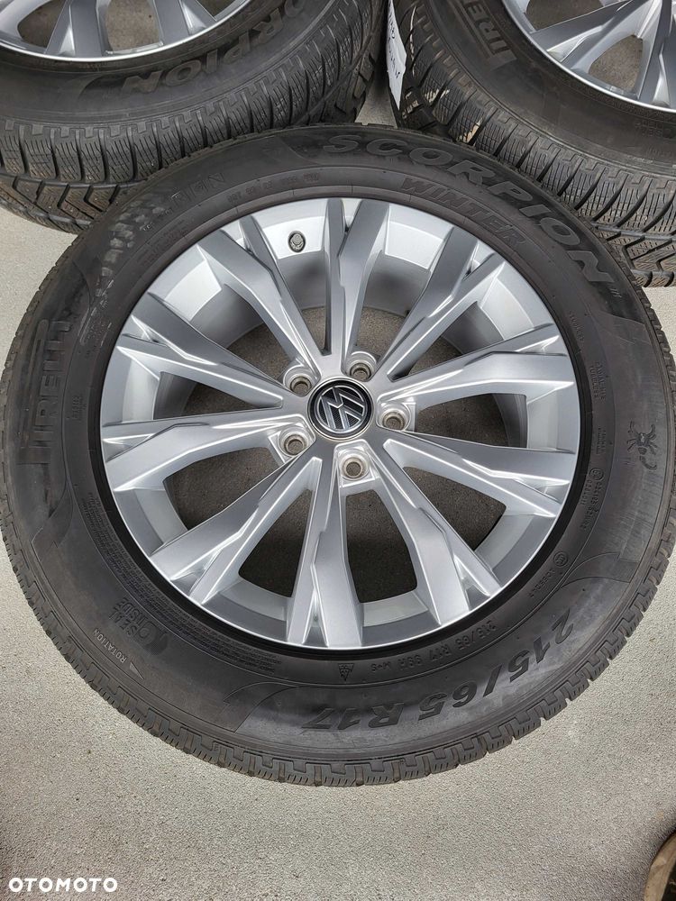 [K116] Koła zimowe 17 Cali 5x112 Pirelli 215/65/17 VW Tiguan 20r - 4