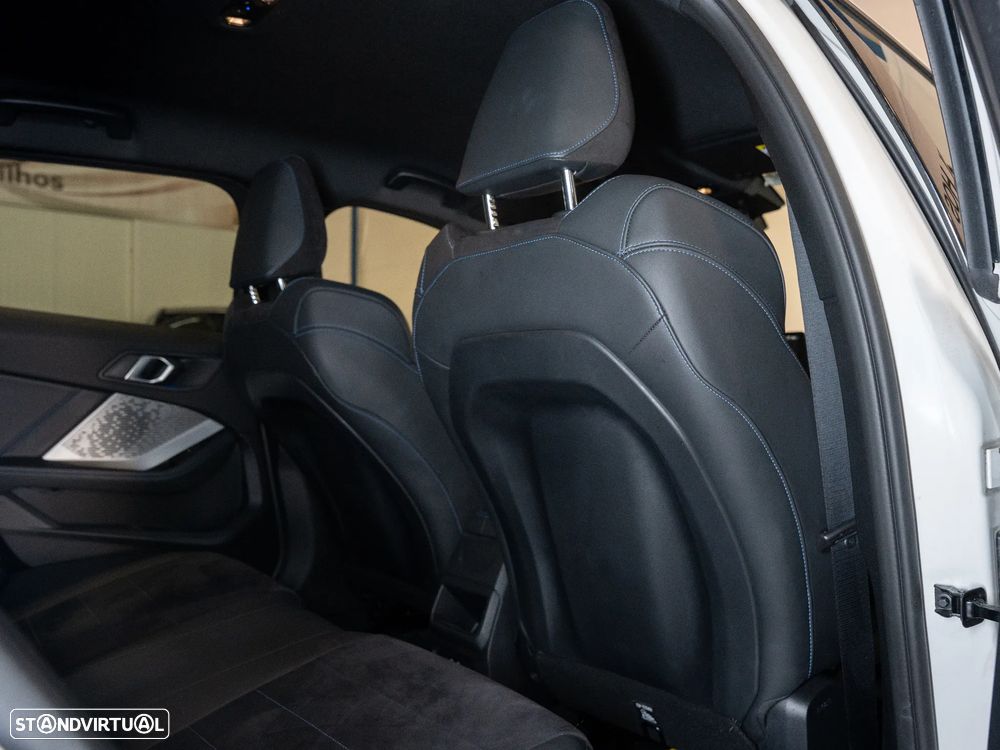 BMW 116 Pack Desportivo M - 21