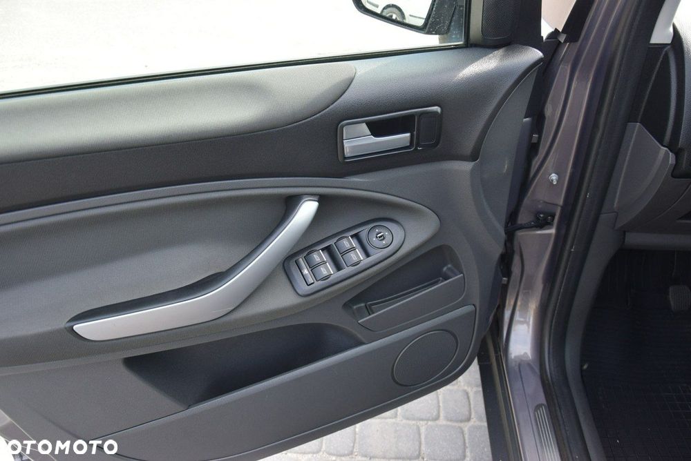 Ford Kuga 2.0 TDCi 4x4 Champions Edition - 16