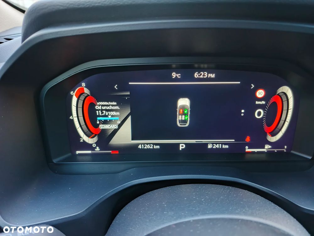 Nissan Qashqai 1.3 DIG-T N-Connecta DCT - 18