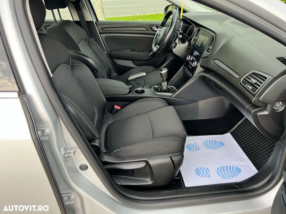 Renault Megane BLUE dCi Limited - 16