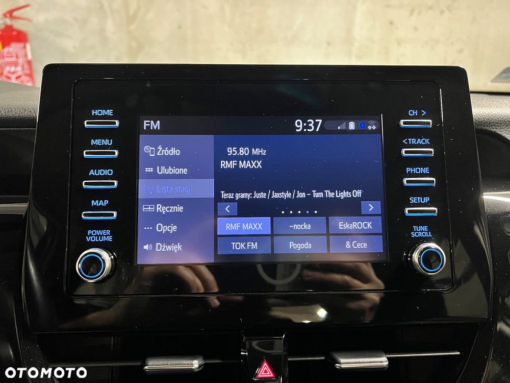 Toyota Camry 2.5 Hybrid Comfort CVT - 34