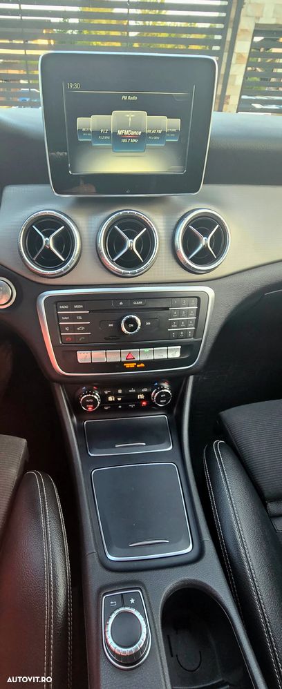 Mercedes-Benz CLA 220 d 7G-DCT AMG Line - 39