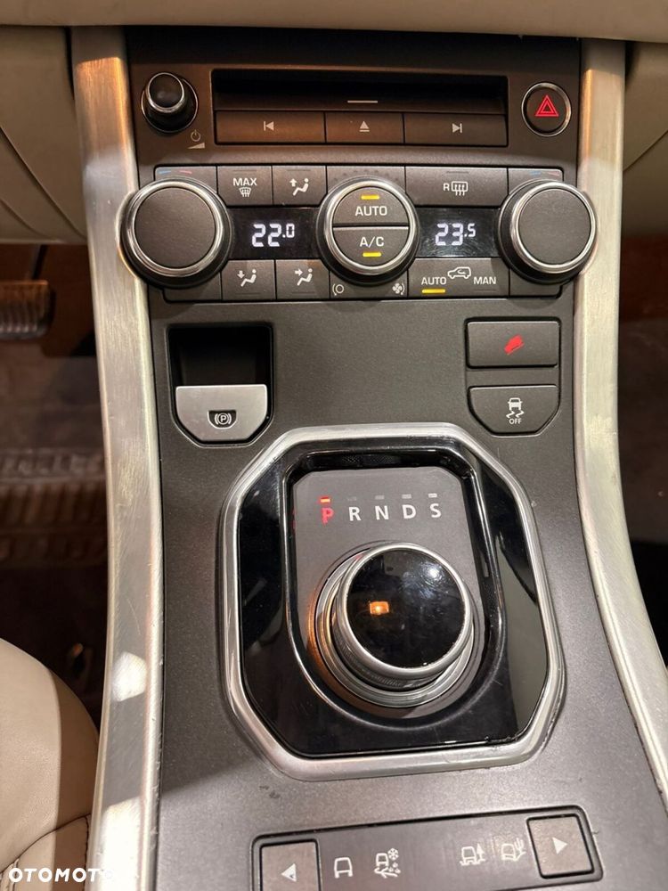Land Rover Range Rover Evoque - 24