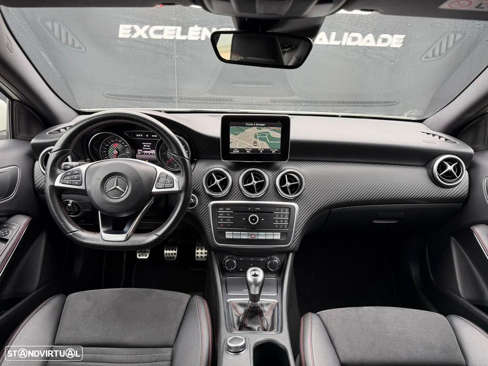 Mercedes-Benz A 180 d AMG Line - 13