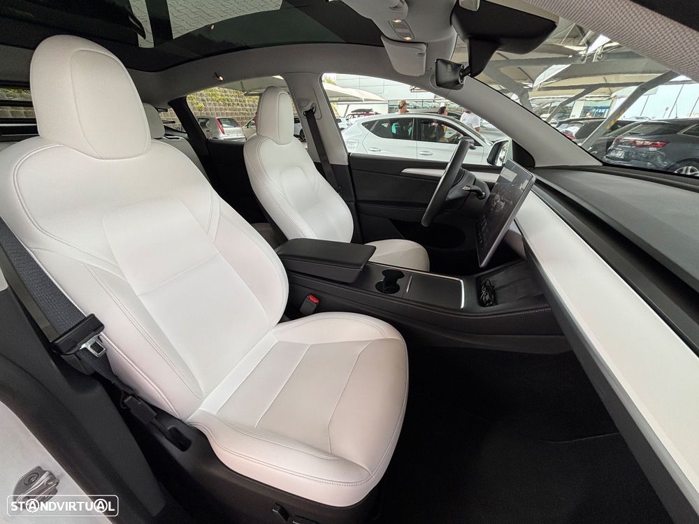 Tesla Model Y Tração Traseira - 19