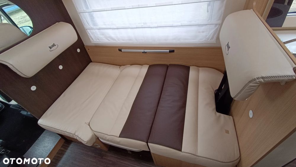 McLOUIS Model: Glamys 222 Wersja: Ducato 2.3 Mjet 35 L - 38