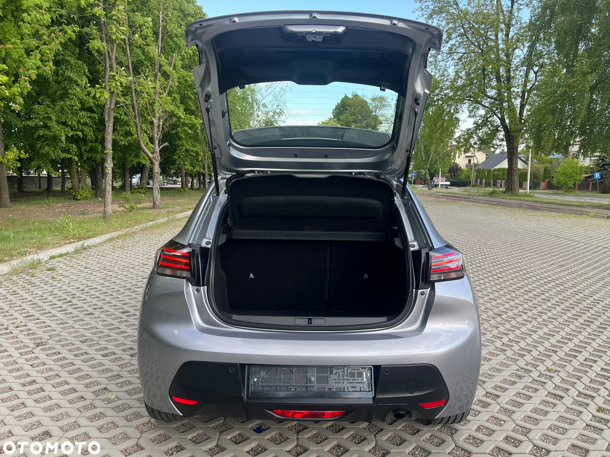 Peugeot 208 1.2 PureTech Active S&S - 11