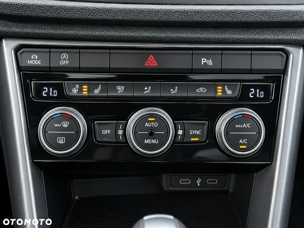 Volkswagen T-Roc 2.0 TDI SCR DSG R-Line - 24