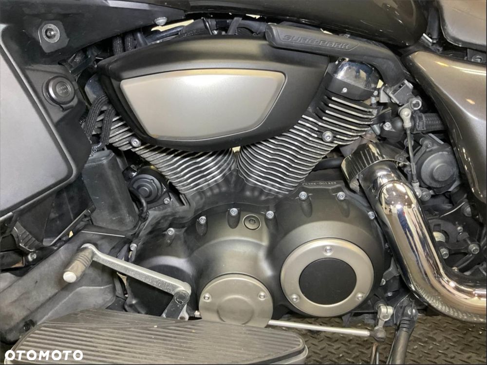 Yamaha Venture - 7
