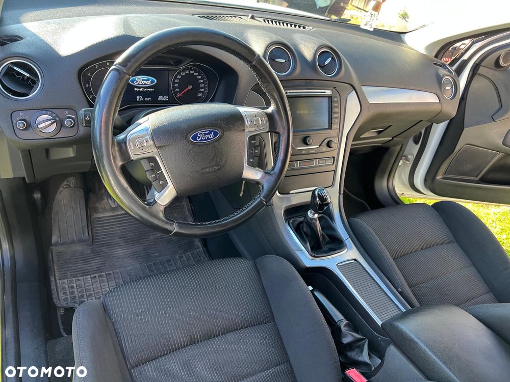 Ford Mondeo 2.0 TDCi Titanium X - 16