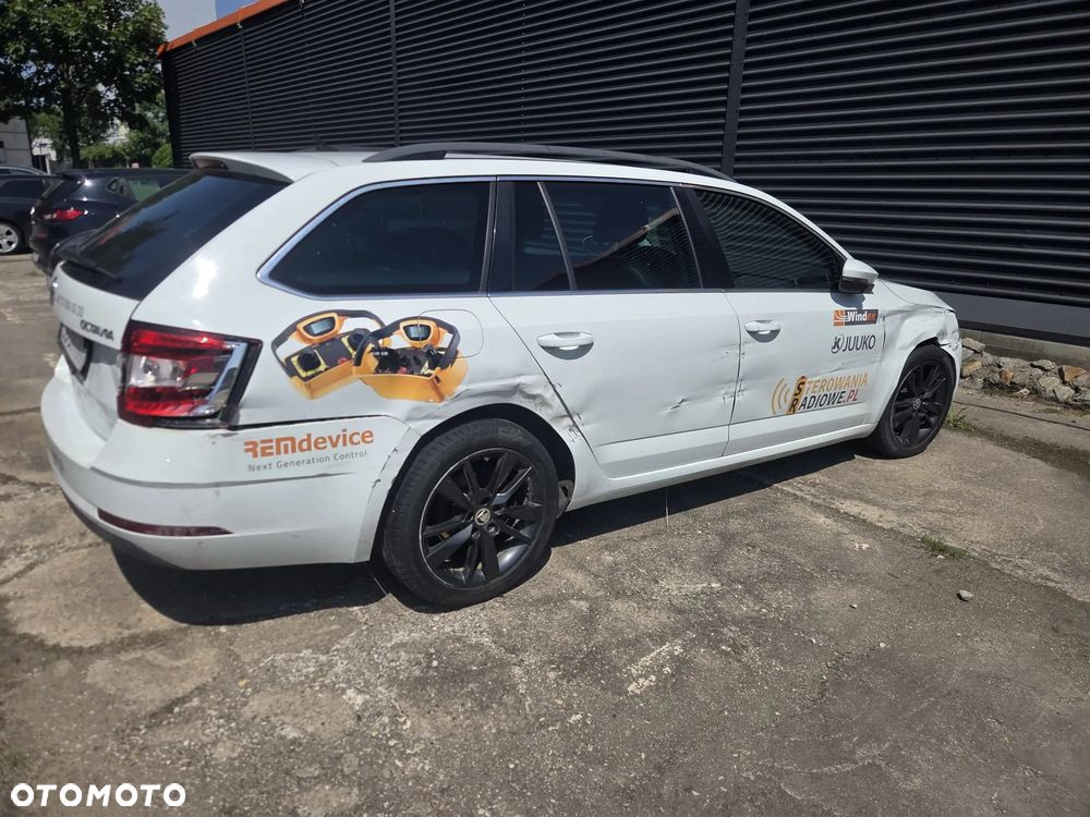 Skoda Octavia 2.0 TDI Style DSG - 14