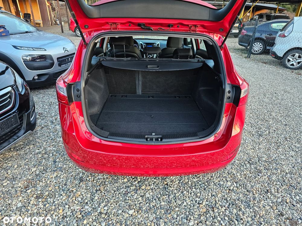 Hyundai i30 blue 1.6 GDI Style - 14