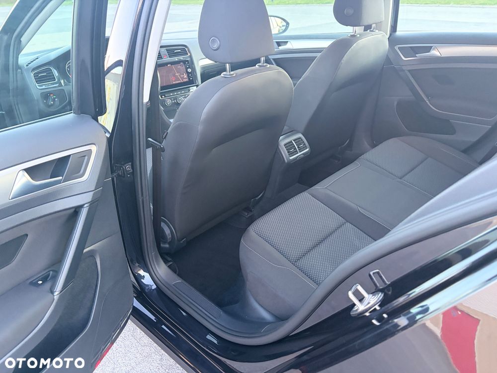 Volkswagen Golf 1.6 TDI (BlueMotion Technology) Trendline - 29