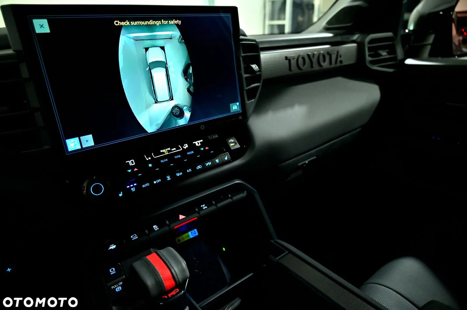Toyota Sequoia - 30