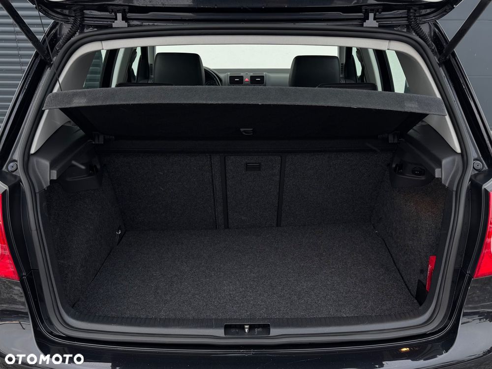 Volkswagen Golf 2.0 TDI DPF 4Motion Trendline - 33