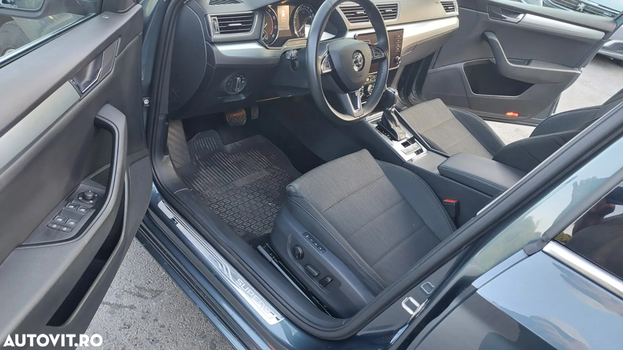 Skoda Superb 1.5 TSI DSG Ambition - 6